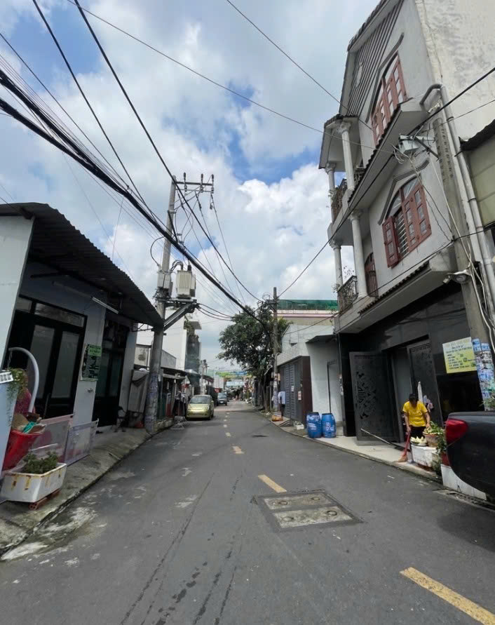 Nhà bán Tam Bình, Thủ Đức 77m² giá chỉ 3.35 tỷ - Sẵn sàng vào ở ngay!