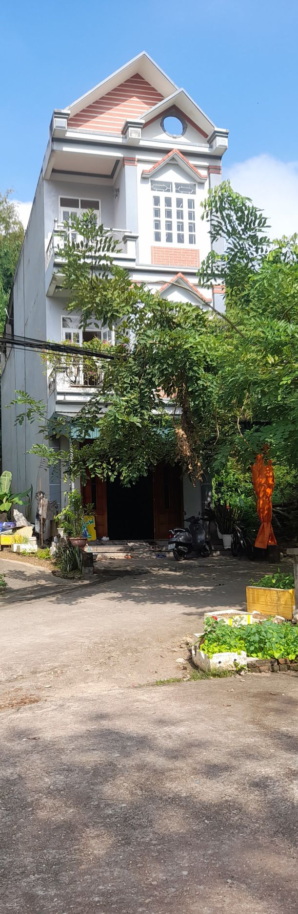 Nhà 3 tầng phường Minh Xuân 125m² - Vị trí đẹp, giá thỏa thuận!