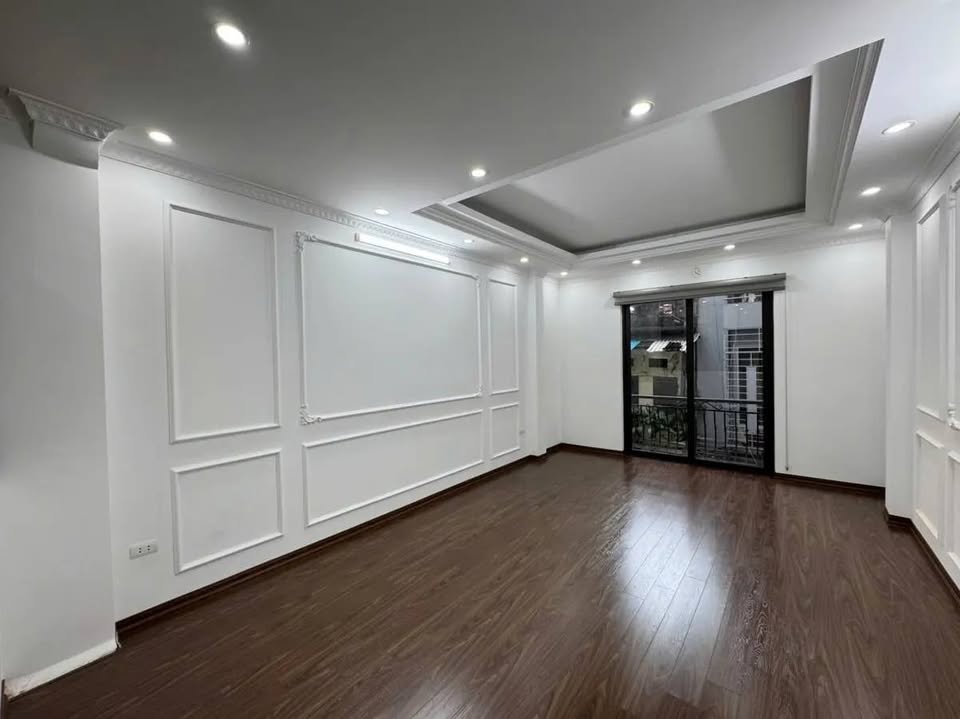 Nhà phố Quốc Tử Giám Đống Đa 72m² giá thỏa thuận - Kinh doanh lý tưởng với 7 tầng thang máy