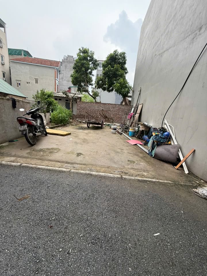 Nhà riêng Cửu Việt, Gia Lâm 40m² giá 5 tỷ - Ô tô vào tận nhà!