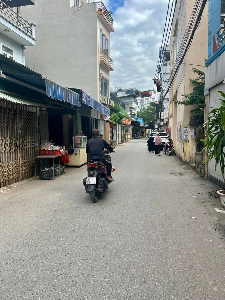 Đất nền Yên Nghĩa Hà Đông 54m² giá 7.99 tỷ - Tiện ích đầy đủ xung quanh!