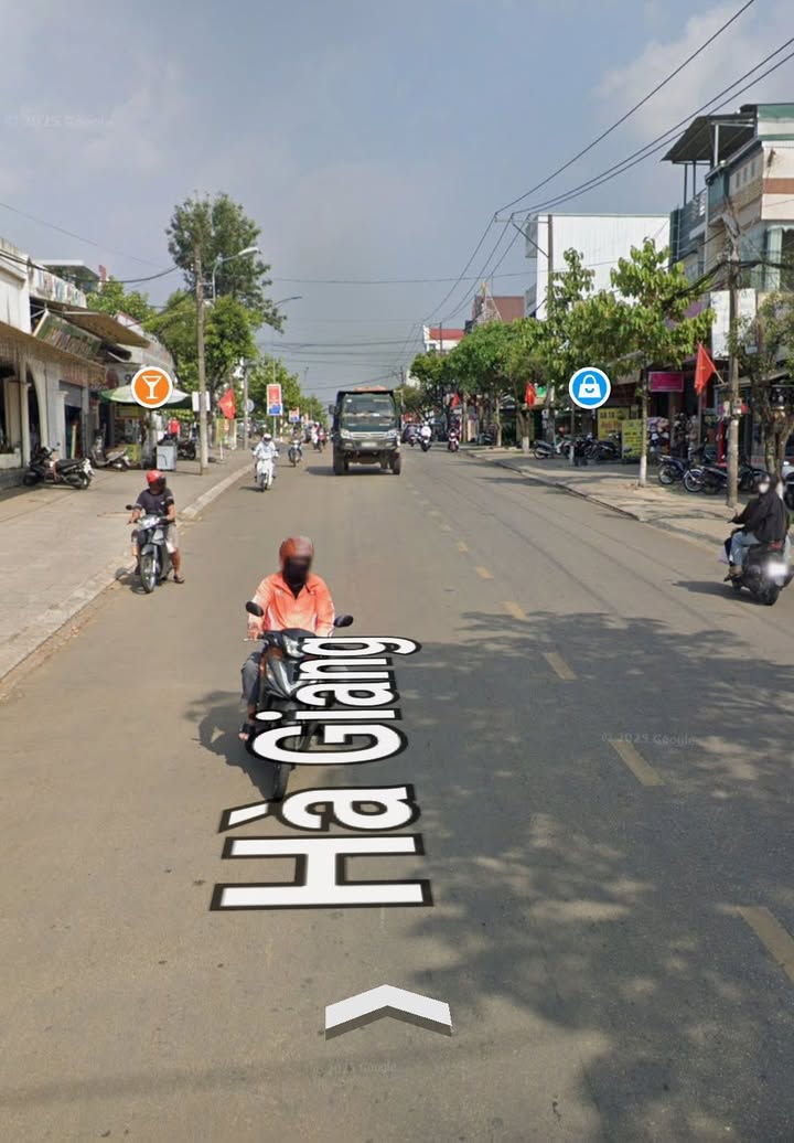 Đất thổ cư Bảo Lộc 200m² giá 18.5 tỷ - Mặt tiền đường lớn thuận tiện kinh doanh!