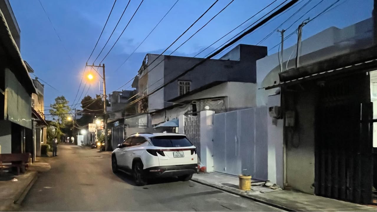 Nhà mặt tiền đường 10, Tăng Nhơn Phú B, Quận 9, 103m² giá 7.5 tỷ - Đầu tư sinh lời lý tưởng!