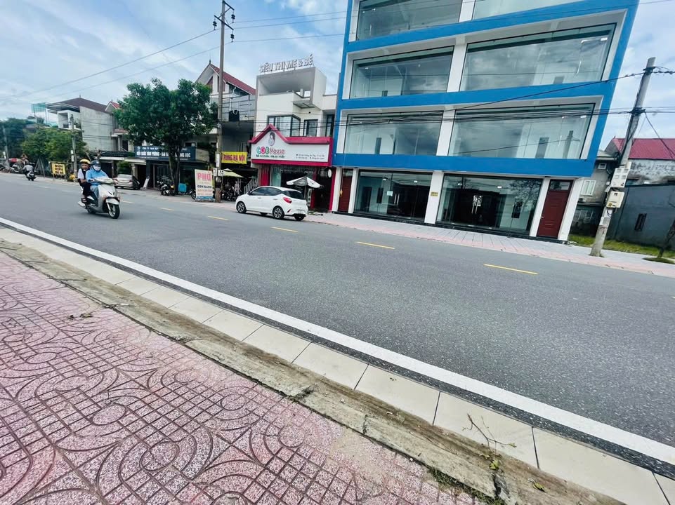 FrontHouse Hải Thượng Lãn Ông 184m² - Mặt tiền kinh doanh, giá tốt thương lượng!