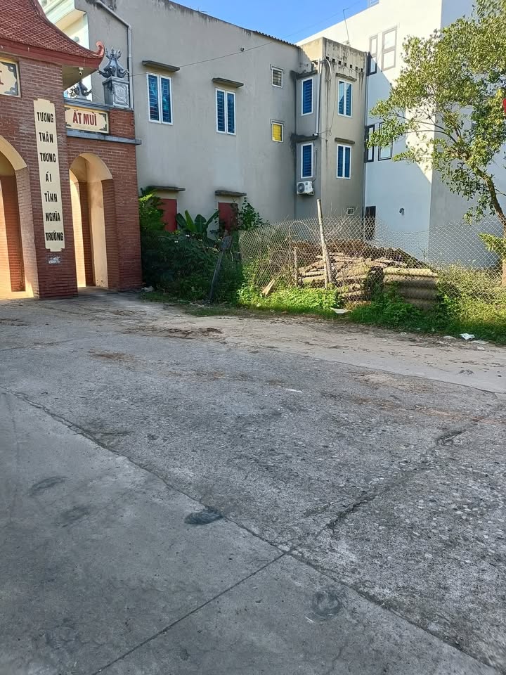 Đất thổ cư Ngọc Lý 828m² giá thỏa thuận - Mặt tiền 18m thuận lợi!