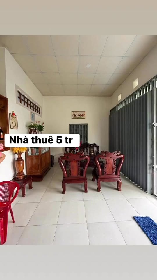 Nhà vườn Phong Nẫm, Phan Thiết 400m² giá 5 triệu - Sân vườn mát mẻ, gần chợ Tôn!