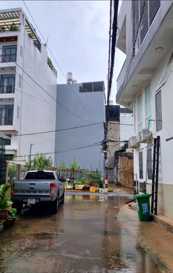 Đất xây CHDV hẻm xe hơi tại Gò Vấp 137m² giá 8.2 tỷ - Cơ hội đầu tư tuyệt vời!