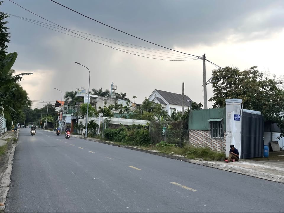 FrontHouse mặt tiền DX001 Thủ Dầu Một 174m² giá 4.599 tỷ - Vị trí kinh doanh lý tưởng!