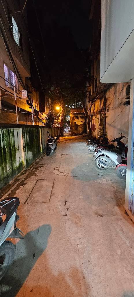 Căn hộ TT Bộ Công An Thái Thịnh 23m² giá 4.85 tỷ - Lô góc đắc địa, ô tô đỗ cạnh nhà!