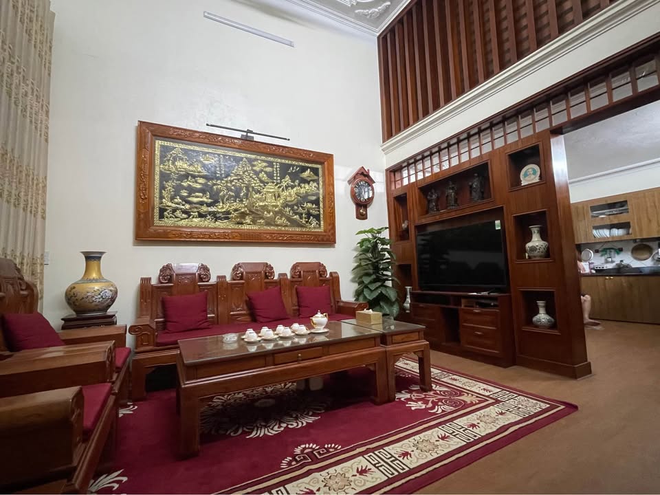 Nhà mặt phố Trần Hưng Đạo 54m² giá 6.5 tỷ - Cơ hội kinh doanh tuyệt vời!