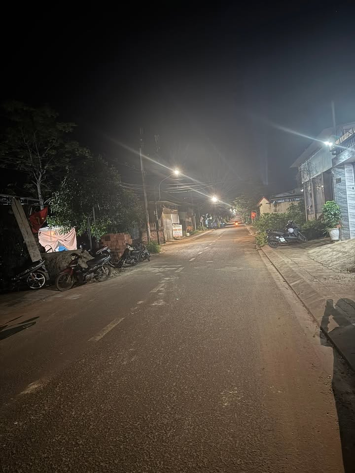 Đất mặt tiền Bà Huyện Thanh Quan, Pleiku 180m² giá 2 tỷ - Cơ hội đầu tư hấp dẫn!