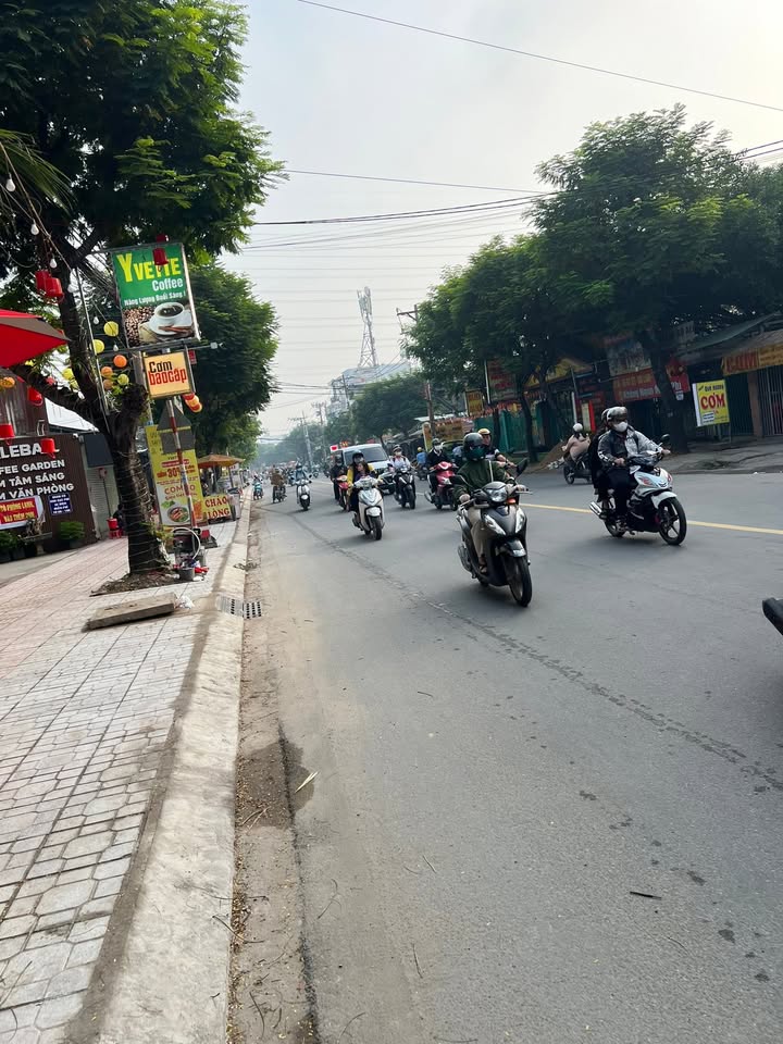 Bán nhà mặt tiền kinh doanh đường Dương Thị Mười, Quận 12, 166m² - Giá tốt cho nhà đầu tư!