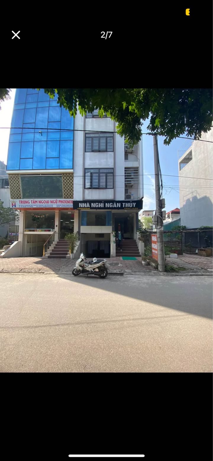 Nhà nghỉ Đông Ngạc Bắc Từ Liêm 80m² giá 22.7 tỷ - Có thang máy và hầm để xe!