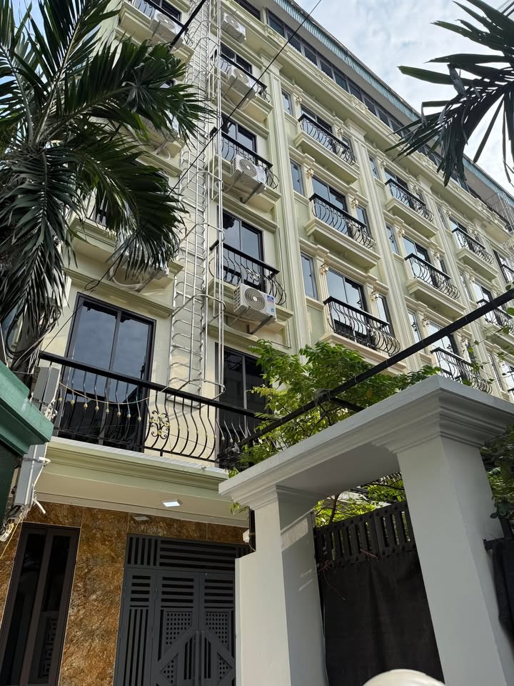 Nhà 5 tầng tại Liên Mạc, Bắc Từ Liêm 30m² giá 5 tỷ - Thiết kế hiện đại, tiện ích đầy đủ!