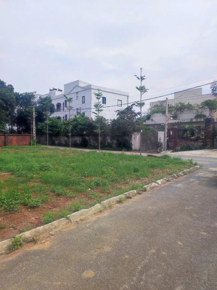 Đất nền Phú Cát 100m² giá 4 tỷ - Đầu tư sinh lời cực cao!