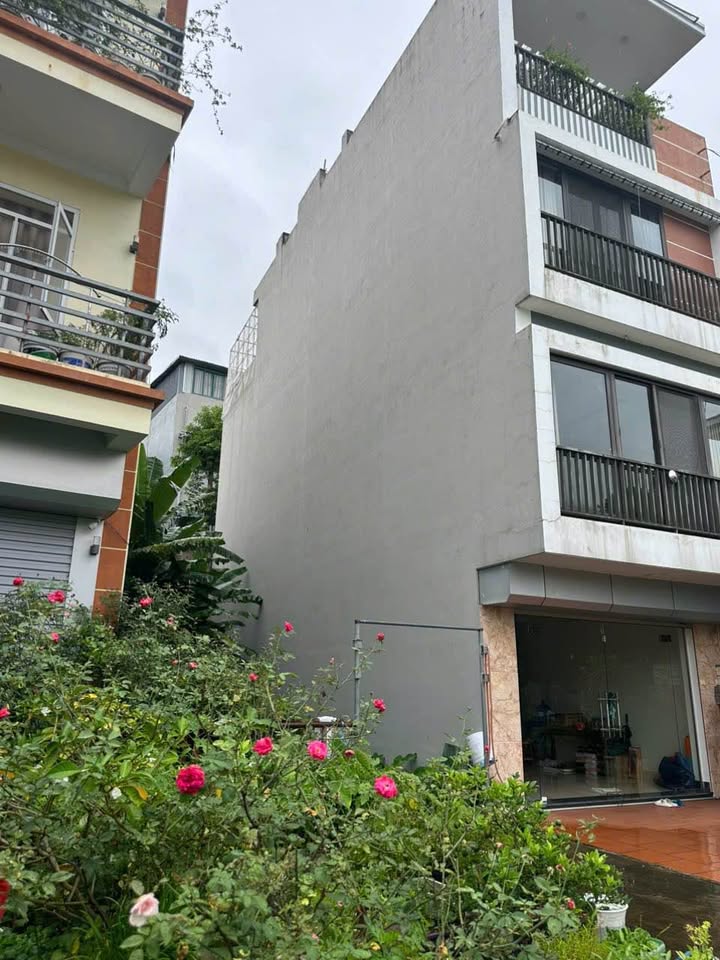 Đất nền Bãi Cháy, Hạ Long 85.63m² giá chỉ 30 triệu/m² - Sổ đỏ chính chủ!