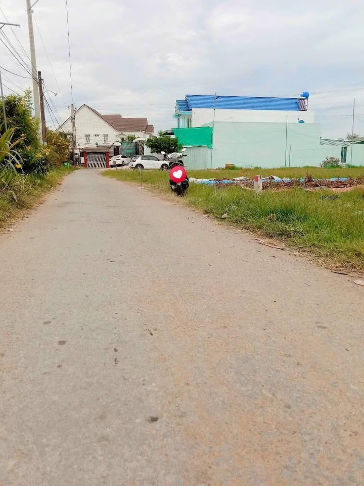 Đất nền mặt tiền nhựa Tân Hương 252m² giá 800 triệu - Đầu tư sinh lời ngay!