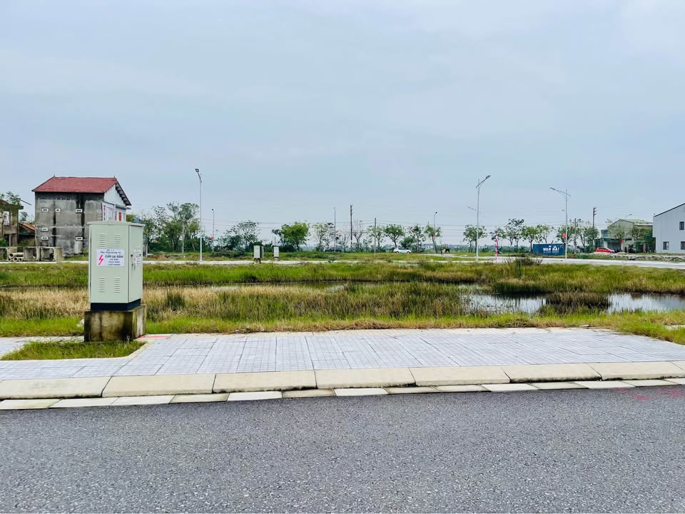 Đất quy hoạch Cầu Ngàn - Thạch Hạ, Hà Tĩnh 144m² giá 3.5 tỷ - Vị trí đẹp, thuận tiện!