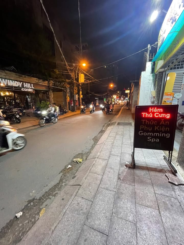 Mặt tiền 82m² đường Nguyễn Thiện Thuật - Kinh doanh sầm uất, chỉ 20 triệu/tháng!