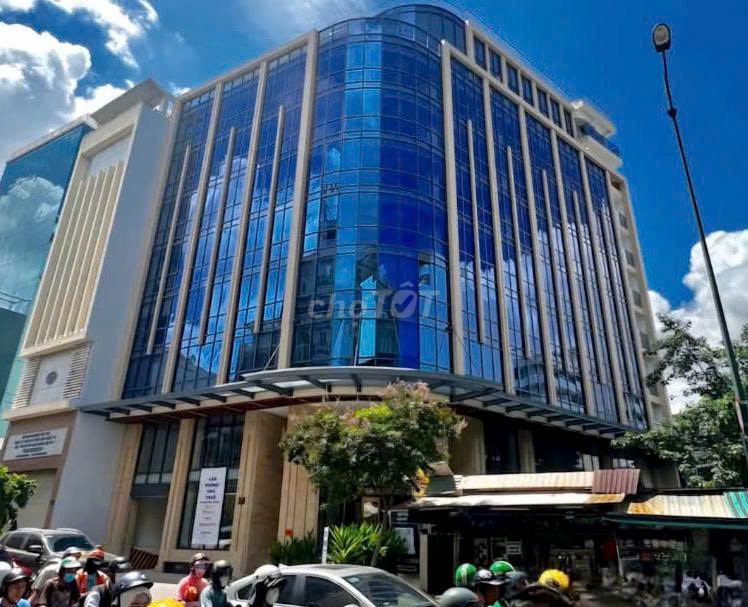 Cho thuê nhà góc 2 mặt tiền Trần Cao Vân - Mạc Đỉnh Chi 375m² giá 150 triệu - Vị trí đắc địa trung tâm Quận 1!