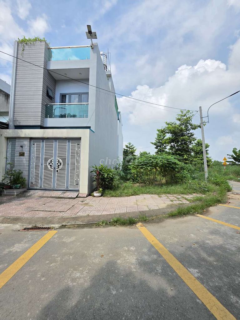 Đất KDC Đất Mới Dĩ An 72m² giá 3.05 tỷ - Vị trí đắc địa, tiện ích đầy đủ!