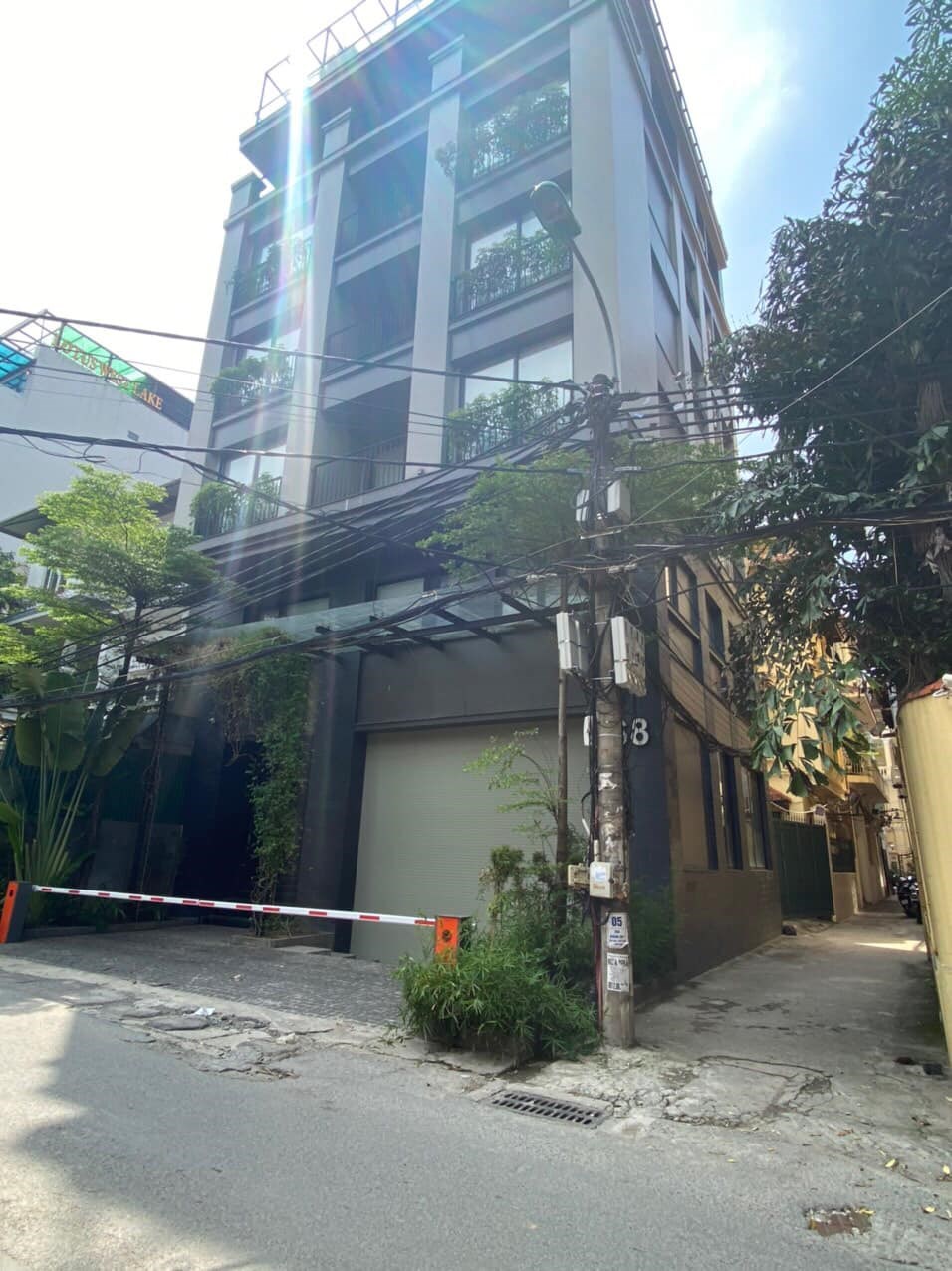 Biệt thự Geleximco Lê Trọng Tấn 330m² giá 74 tỷ - Vị trí vàng, tiện ích ngập tràn!