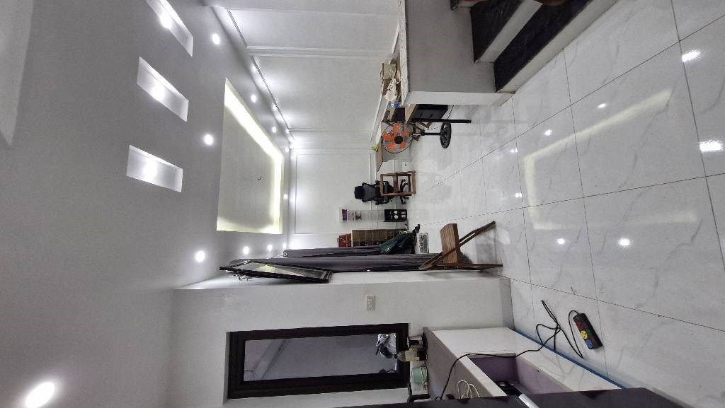 Nhà đẹp chính chủ tại Ngõ Quỳnh, Hai Bà Trưng - 40m² giá 7 tỷ - Thiết kế hiện đại!