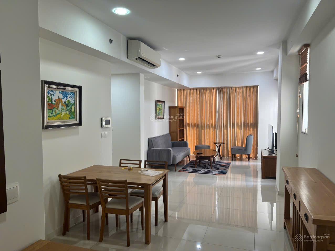 Căn hộ Sunrise City South 97m² giá 8 tỷ - View trực diện hồ bơi, sẵn sàng vào ở!