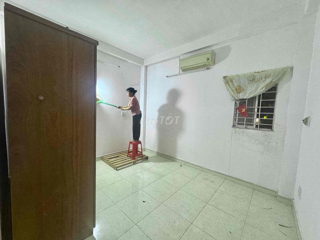 Căn hộ Studio Cửa Sổ Trời tại Nguyên Hồng, Bình Thạnh - Giá 4.25 triệu, Sẵn sàng vào ở!