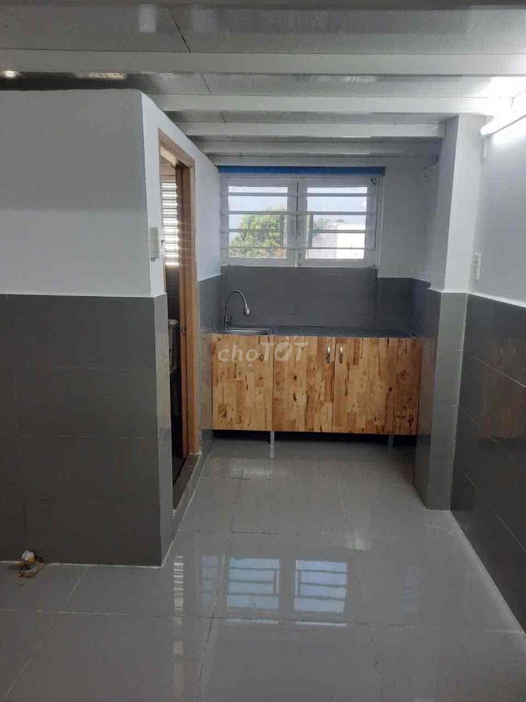 Phòng trọ có gác ngay làng đại học 5-7 phút tới TDTU, RMIT, Lotte - Sẵn sàng vào ở ngay!