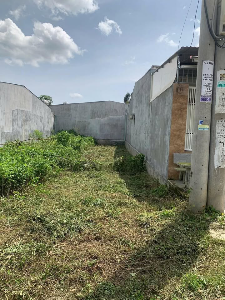 Đất thổ cư đường Thoại Ngọc Hầu, phường Ngô Mây, 125m² - Giá 600 triệu, sổ hồng chính chủ!