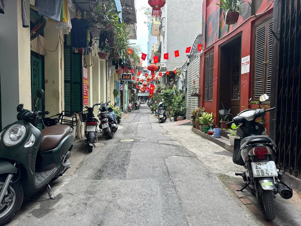 Nhà Hàng Mã Hoàn Kiếm 155m² giá 73 tỷ - Đầu tư sinh lời ngay!