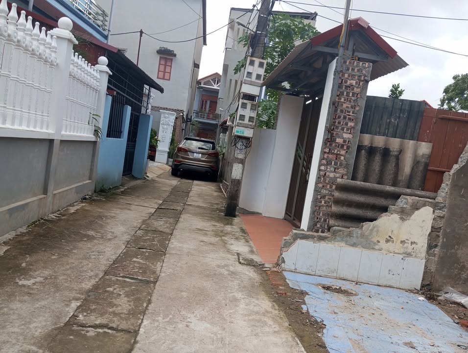 Đất nền Yên Dũng Bắc Ninh 105m² giá 2.399 tỷ - Sổ hồng chính chủ, vị trí đẹp!