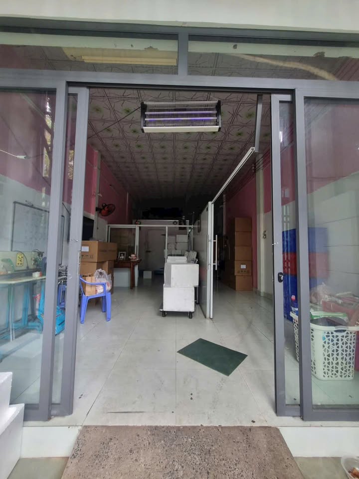 Nhà cấp 4 Tân Thới Nhất 155m² giá 8 tỷ - Sổ riêng, mặt tiền đường