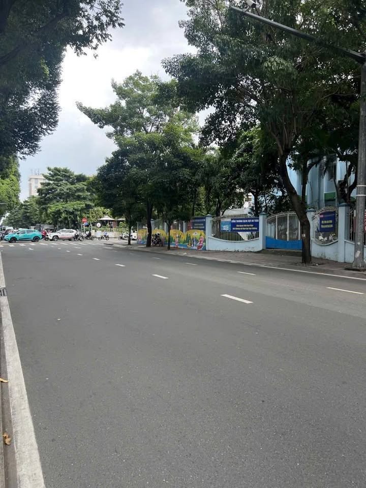 Nhà mặt tiền kinh doanh đường Võ Thị Sáu, quận 3 - 55m² giá 15 tỷ - Đầu tư sinh lời tốt!