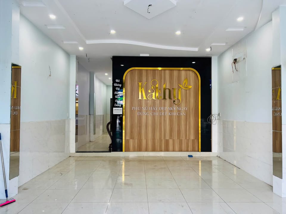 Nhà cho thuê 3 tầng mặt tiền Phan Đăng Lưu, Hải Châu – Diện tích 100m², giá 30 triệu