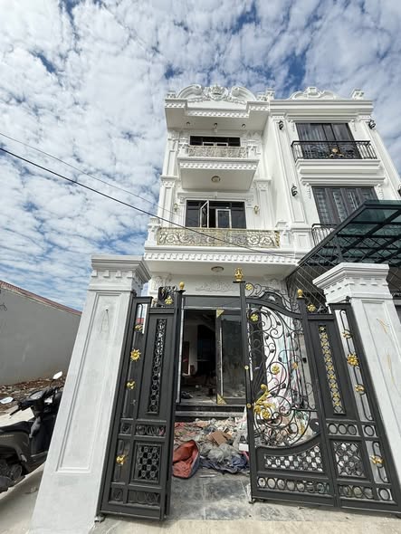 Nhà đẹp Vân Tra, An Dương, Hải Phòng 50m² giá 4 tỷ - Full nội thất hiện đại!