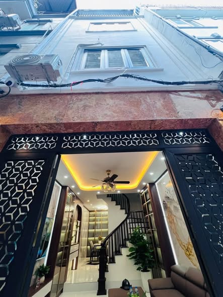 Nhà riêng Nguyễn Đổng Chi, Cầu Diễn, 37m² giá 9 tỷ - Sẵn sàng vào ở!