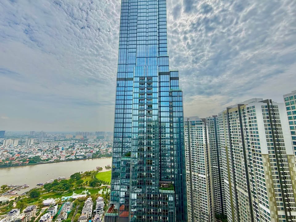 Căn hộ Vinhomes Central Park 150m² giá 25.5 tỷ - View sông Landmark 81 đẹp mắt!