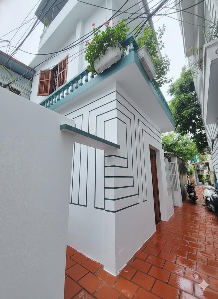 Nhà 2 tầng 1 tum Mai Dịch 36m² giá 3.35 tỷ - Gần chợ Đồng Xa, vào ở ngay!