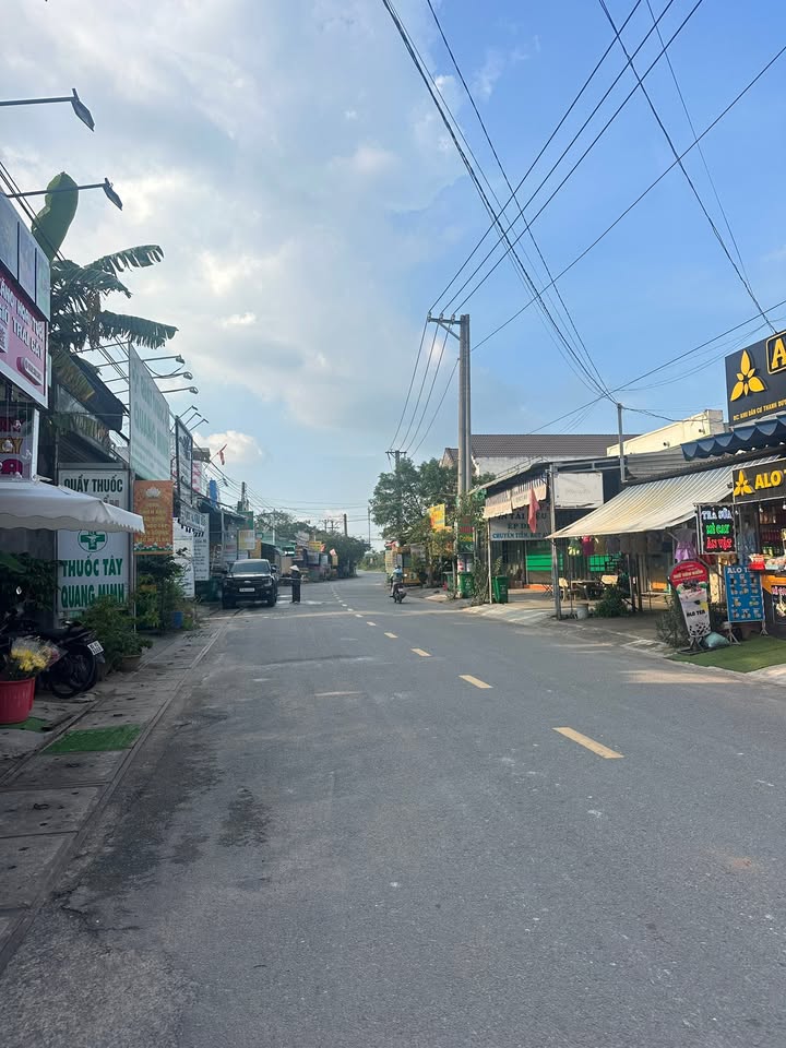 Nhà cấp 4 Khánh Bình Tân Uyên 100m² giá 4.2 tỷ - Mặt tiền kinh doanh tốt!