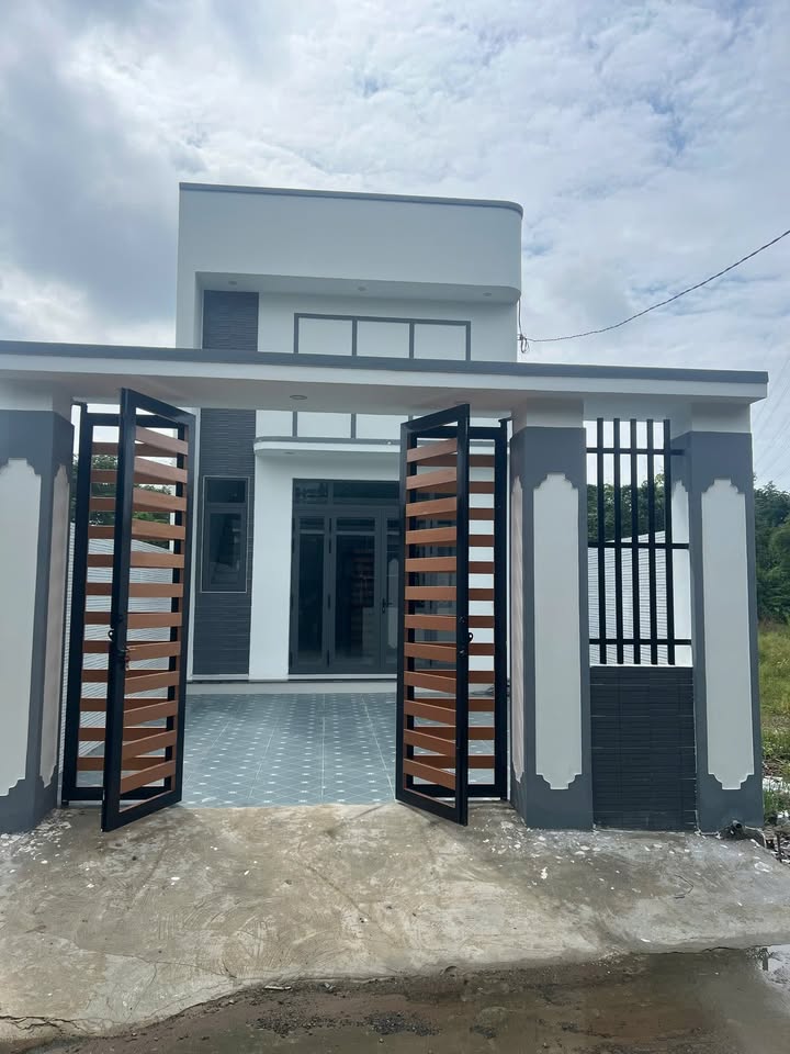 Nhà ấp 6 An Phước Long Thành 117m² giá 2.4 tỷ - Đường ô tô thông thoáng!