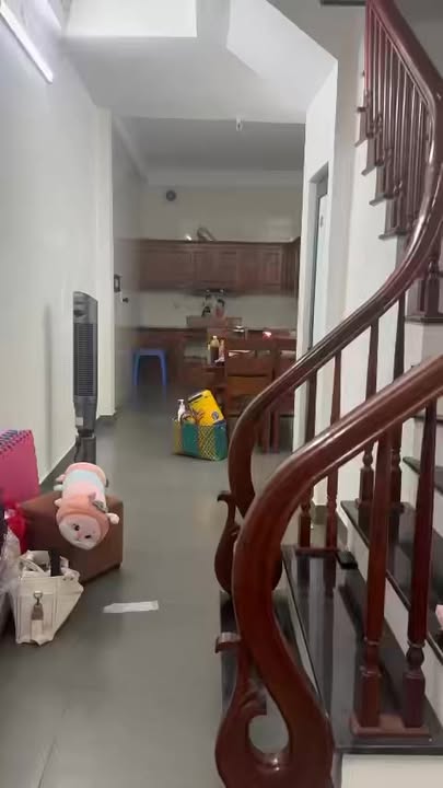 Nhà nguyên căn 3 tầng ngõ 467 Phạm Văn Đồng 40m² giá 10.5 triệu - Bàn giao ngay!