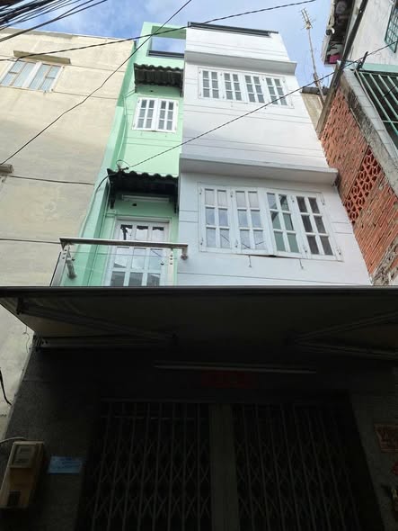 Nhà phố 20/Trần Quý, Quận 11, 25.2m² - Nở hậu, gần trung tâm!