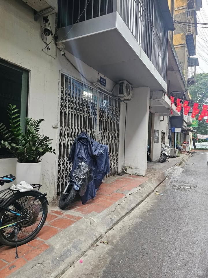 Căn hộ Trần Huy Liệu Giảng Võ 100m² giá 7.8 tỷ - Vị trí đắc địa, sẵn sàng giao dịch!