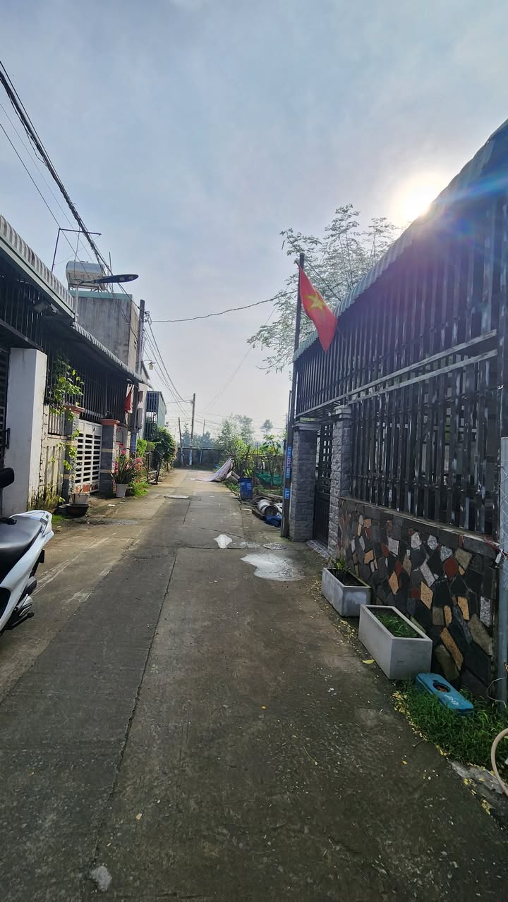 Nhà cấp 4 Hiệp Thành 60m² giá 2.5 tỷ - Đường 3m thuận lợi!