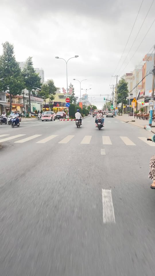 Nhà 2 Mặt Tiền Bùi Văn Ba, Rạch Giá 200m² giá 11 tỷ - Kinh doanh và sinh sống lý tưởng!