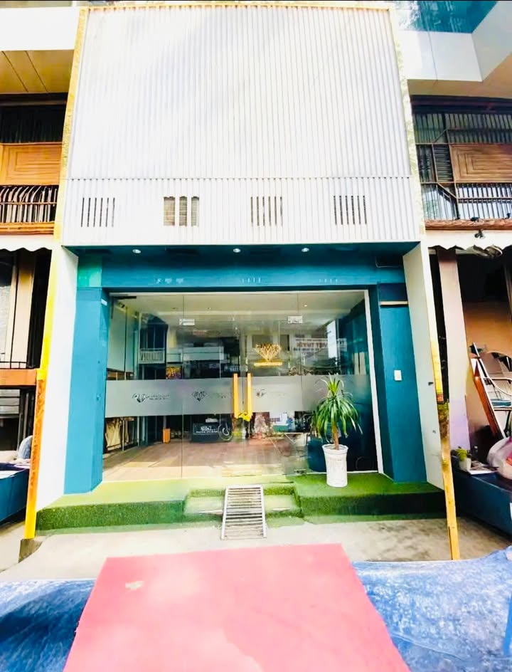 Nhà mặt tiền Sương Nguyệt Ánh, Quận 1, 81m² - Kinh doanh ngay lập tức!