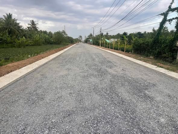 Đất nền mặt tiền Nguyễn Trung Trực, Long Đức 100m² giá 1.15 tỷ - Cơ hội đầu tư tuyệt vời!