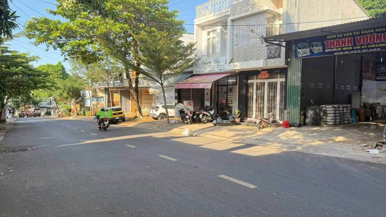 Nhà mặt tiền Phạm Ngũ Lão Buôn Ma Thuột 73m² giá 5.888 tỷ - Đầu tư sinh lời ngay!
